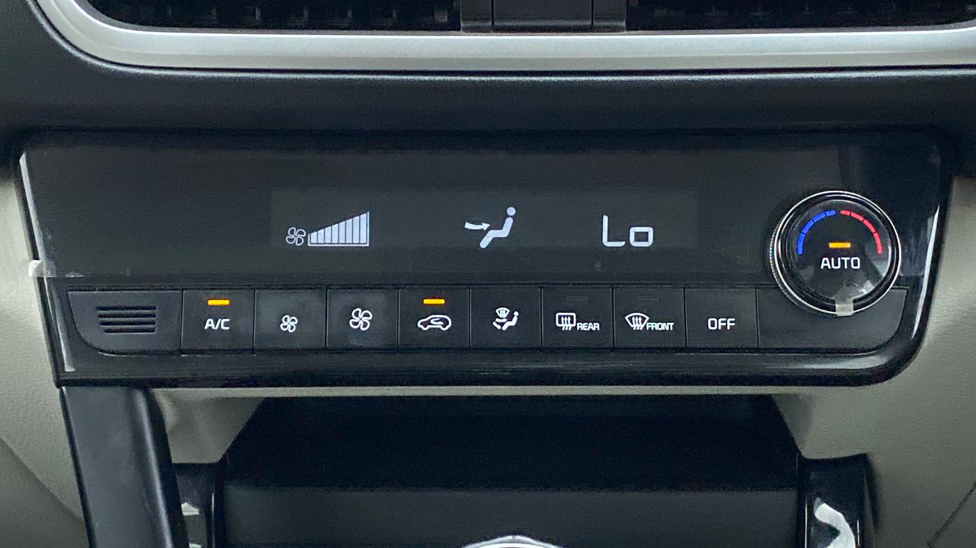 2020 KIA SELTOS HTX 1.5 PETROL MT, Petrol, Manual, 10,848 km, Automatic Climate Control