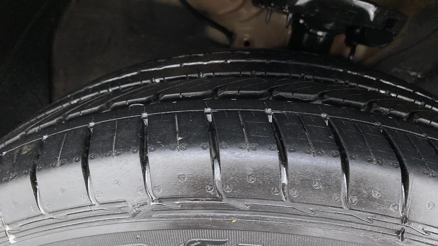 2020 KIA SELTOS HTX 1.5 PETROL MT, Petrol, Manual, 10,848 km, Right Front Tyre Tread