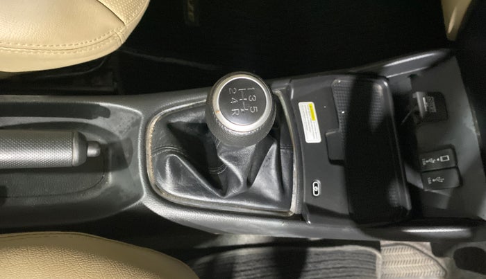 2024 Honda Amaze 1.2L I-VTEC VX, Petrol, Manual, 13,687 km, Gear Lever