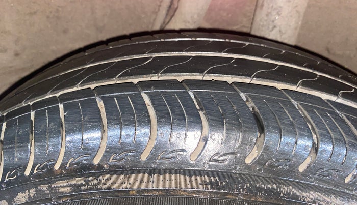 2024 Honda Amaze 1.2L I-VTEC VX, Petrol, Manual, 13,687 km, Left Rear Tyre Tread