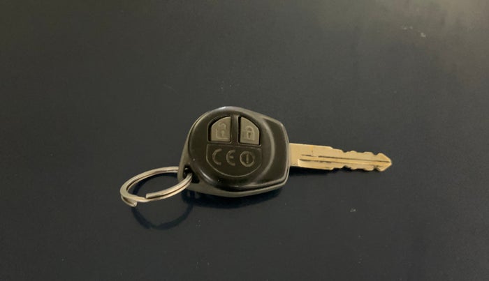 2016 Maruti Baleno DELTA PETROL 1.2, Petrol, Manual, 67,283 km, Key Close Up