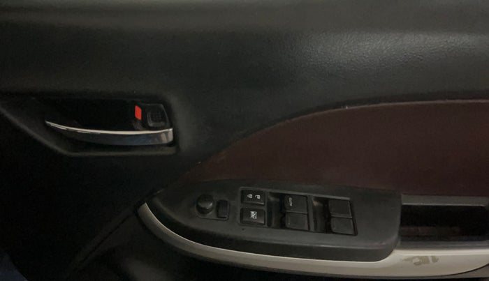 2016 Maruti Baleno DELTA PETROL 1.2, Petrol, Manual, 67,283 km, Driver Side Door Panels Control