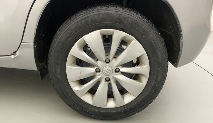2017 Maruti Baleno DELTA PETROL 1.2, Petrol, Manual, 32,348 km, Left Rear Wheel