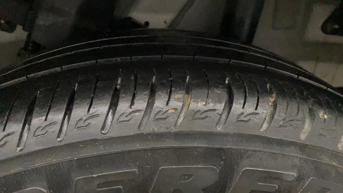 2021 Hyundai VENUE SX 1.0 TURBO IMT, Petrol, Manual, 35,522 km, Left Rear Tyre Tread