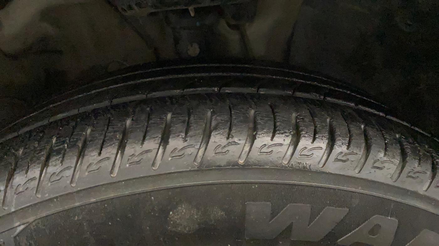 2021 Hyundai VENUE SX 1.0 TURBO IMT, Petrol, Manual, 35,522 km, Right Front Tyre Tread
