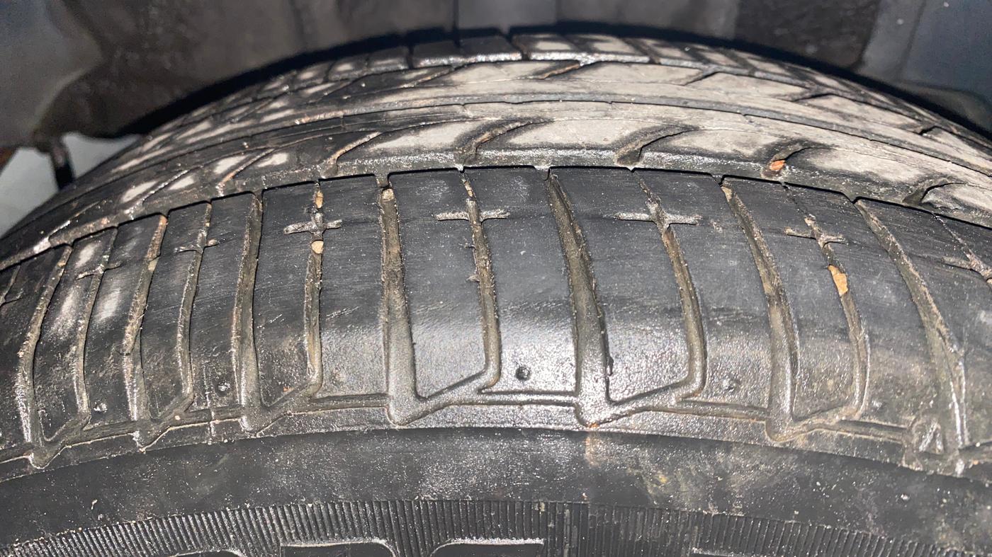 2020 Tata TIGOR XZA PLUS PETROL, Petrol, Automatic, 35,465 km, Right Rear Tyre Tread