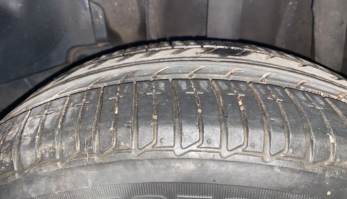 2020 Tata TIGOR XZA PLUS PETROL, Petrol, Automatic, 35,465 km, Left Rear Tyre Tread