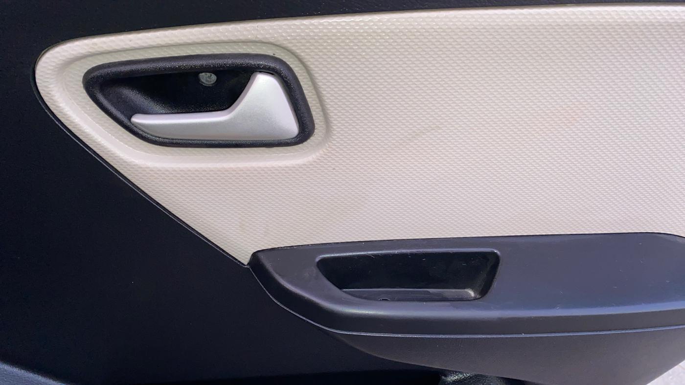 2021 Maruti Alto VXI PLUS, Petrol, Manual, 23,256 km, Driver Side Door Panels Control