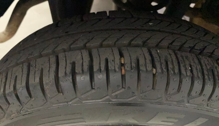 2016 Maruti Alto 800 LXI, Petrol, Manual, 35,640 km, Right Rear Tyre Tread
