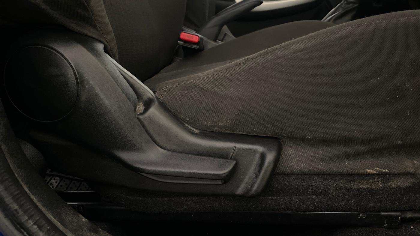 2017 Maruti Baleno DELTA CVT PETROL 1.2, Petrol, Automatic, 40,279 km, Driver Side Adjustment Panel