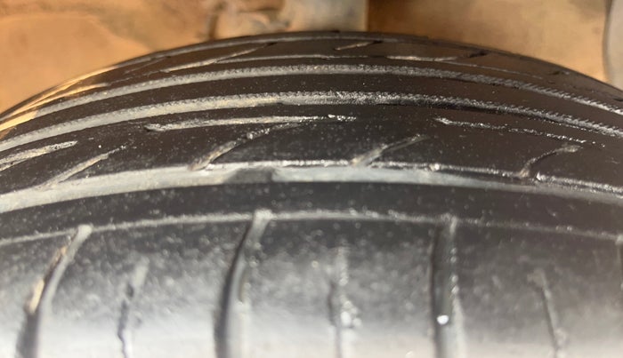 2015 Hyundai Grand i10 ASTA AT 1.2 KAPPA VTVT, Petrol, Automatic, 87,358 km, Right Front Tyre Tread