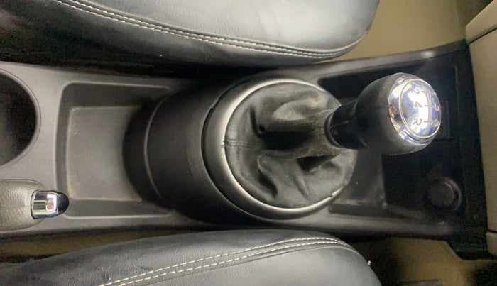 2014 Hyundai i20 ASTA 1.2, Petrol, Manual, 44,108 km, Gear Lever