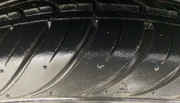 2014 Hyundai i20 ASTA 1.2, Petrol, Manual, 44,108 km, Right Front Tyre Tread