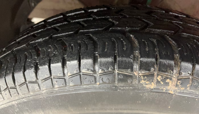 2021 Maruti Swift VXI, Petrol, Manual, 77,712 km, Left Front Tyre Tread