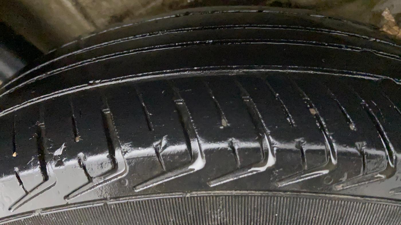 2020 Maruti New Wagon-R LXI CNG 1.0 L, CNG, Manual, 93,070 km, Left Front Tyre Tread