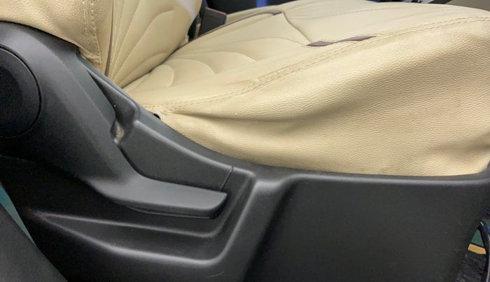 2020 Maruti New Wagon-R LXI CNG 1.0 L, CNG, Manual, 93,070 km, Driver Side Adjustment Panel