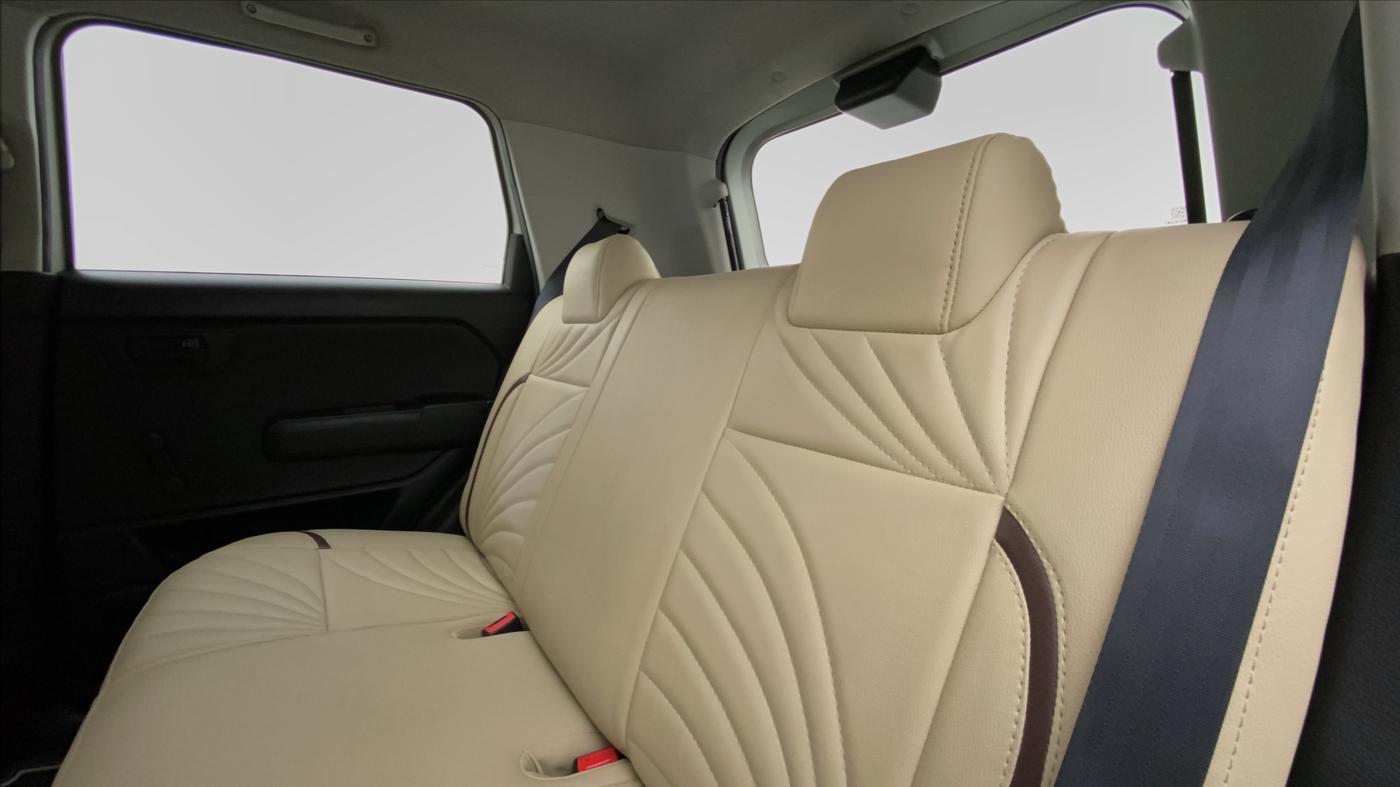2020 Maruti New Wagon-R LXI CNG 1.0 L, CNG, Manual, 93,070 km, Right Side Rear Door Cabin