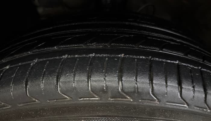 2021 Hyundai VENUE SX 1.0 TURBO, Petrol, Manual, 76,385 km, Left Front Tyre Tread