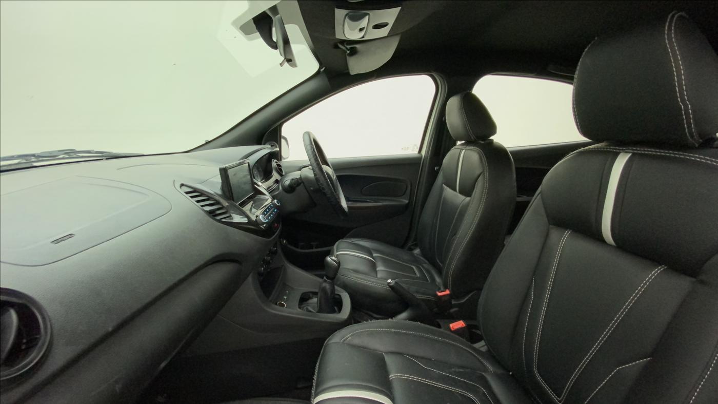 2021 Ford FREESTYLE TITANIUM 1.2 PETROL, Petrol, Manual, 30,714 km, Right Side Front Door Cabin
