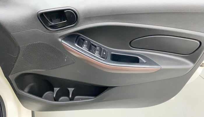 2021 Ford FREESTYLE TITANIUM 1.2 PETROL, Petrol, Manual, 30,714 km, Driver Side Door Panels Control