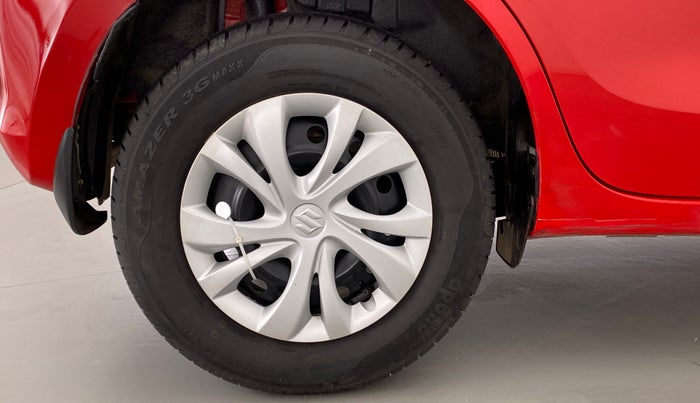 2022 Maruti Swift VXI D, Petrol, Manual, 1,457 km, Right Rear Wheel