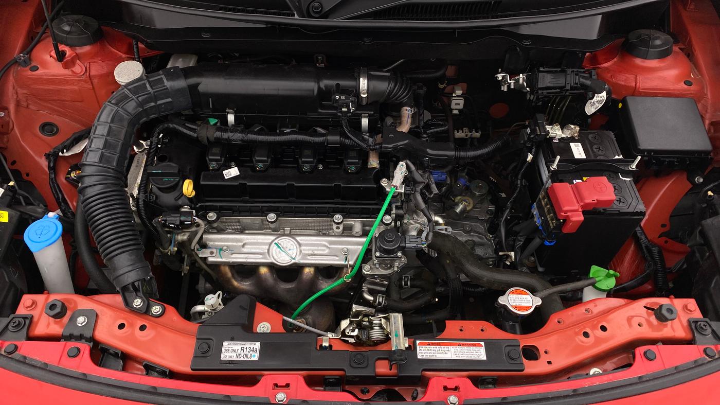 2022 Maruti Swift VXI D, Petrol, Manual, 1,457 km, Open Bonet