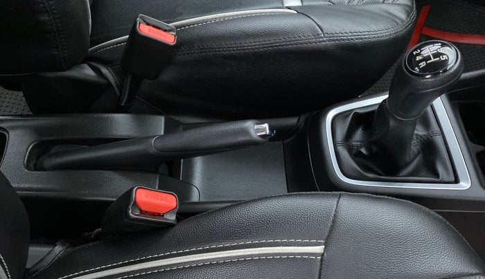 2022 Maruti Swift VXI D, Petrol, Manual, 1,457 km, Gear Lever