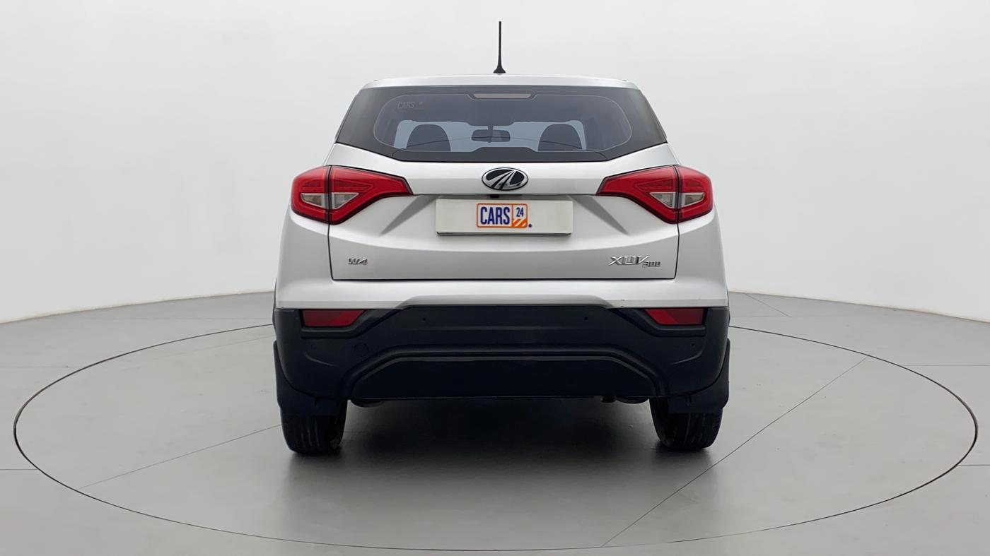 2020 Mahindra XUV300 W4 1.5 DIESEL, Diesel, Manual, 45,431 km, Back/Rear