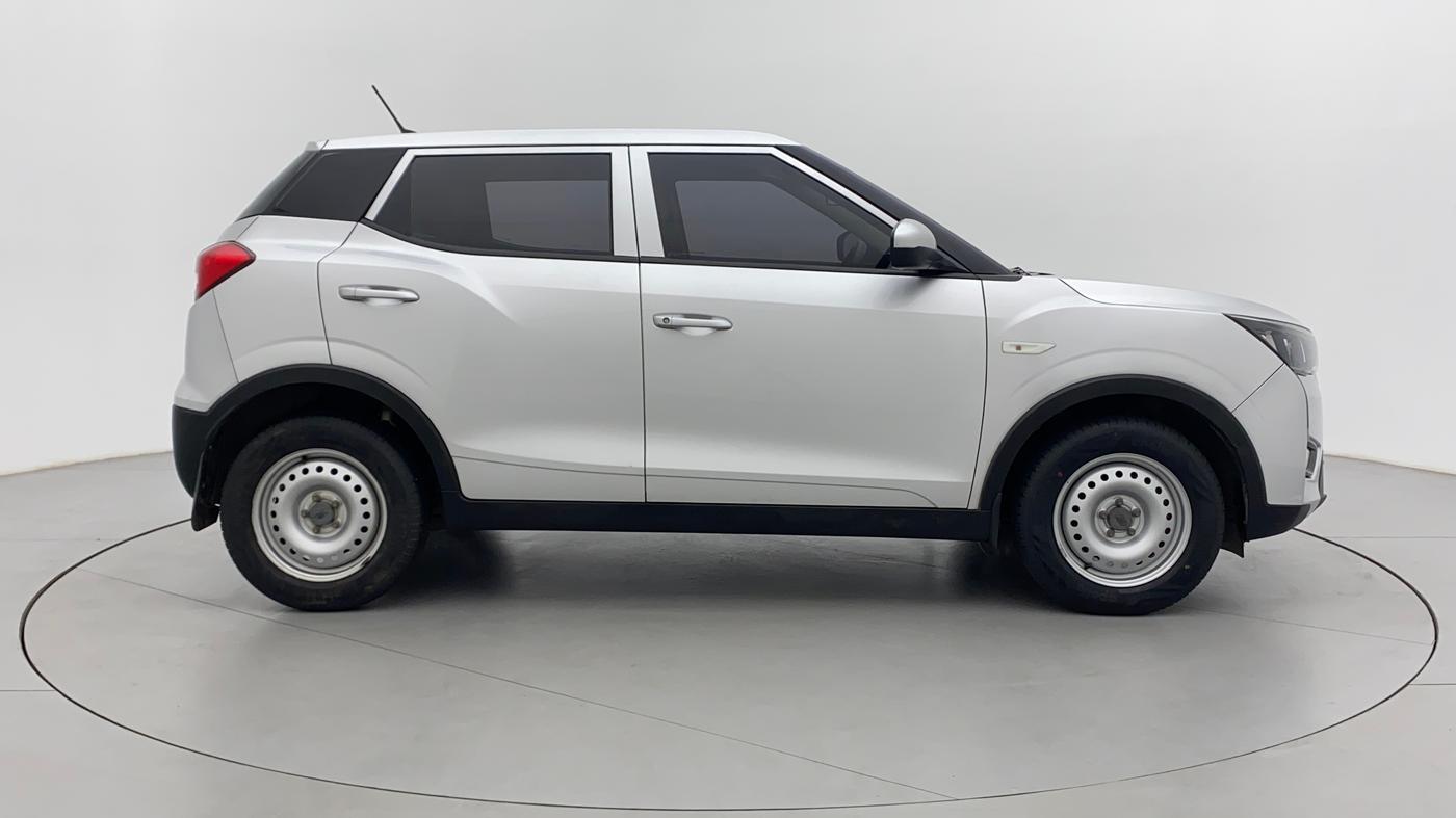 2020 Mahindra XUV300 W4 1.5 DIESEL, Diesel, Manual, 45,431 km, Right Side View