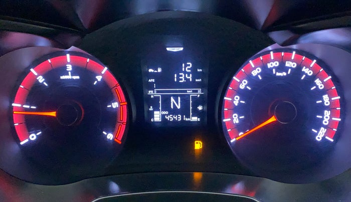 2020 Mahindra XUV300 W4 1.5 DIESEL, Diesel, Manual, 45,431 km, Odometer Image