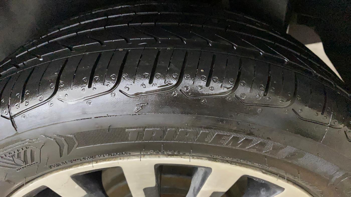 2018 Maruti Ciaz ALPHA  AT 1.4  PETROL, Petrol, Automatic, 45,825 km, Left Rear Tyre Tread