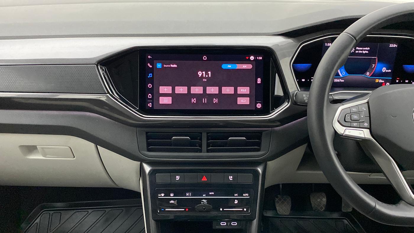 2021 Volkswagen TAIGUN TOPLINE 1.0 TSI MT, Petrol, Manual, 5,745 km, Air Conditioner