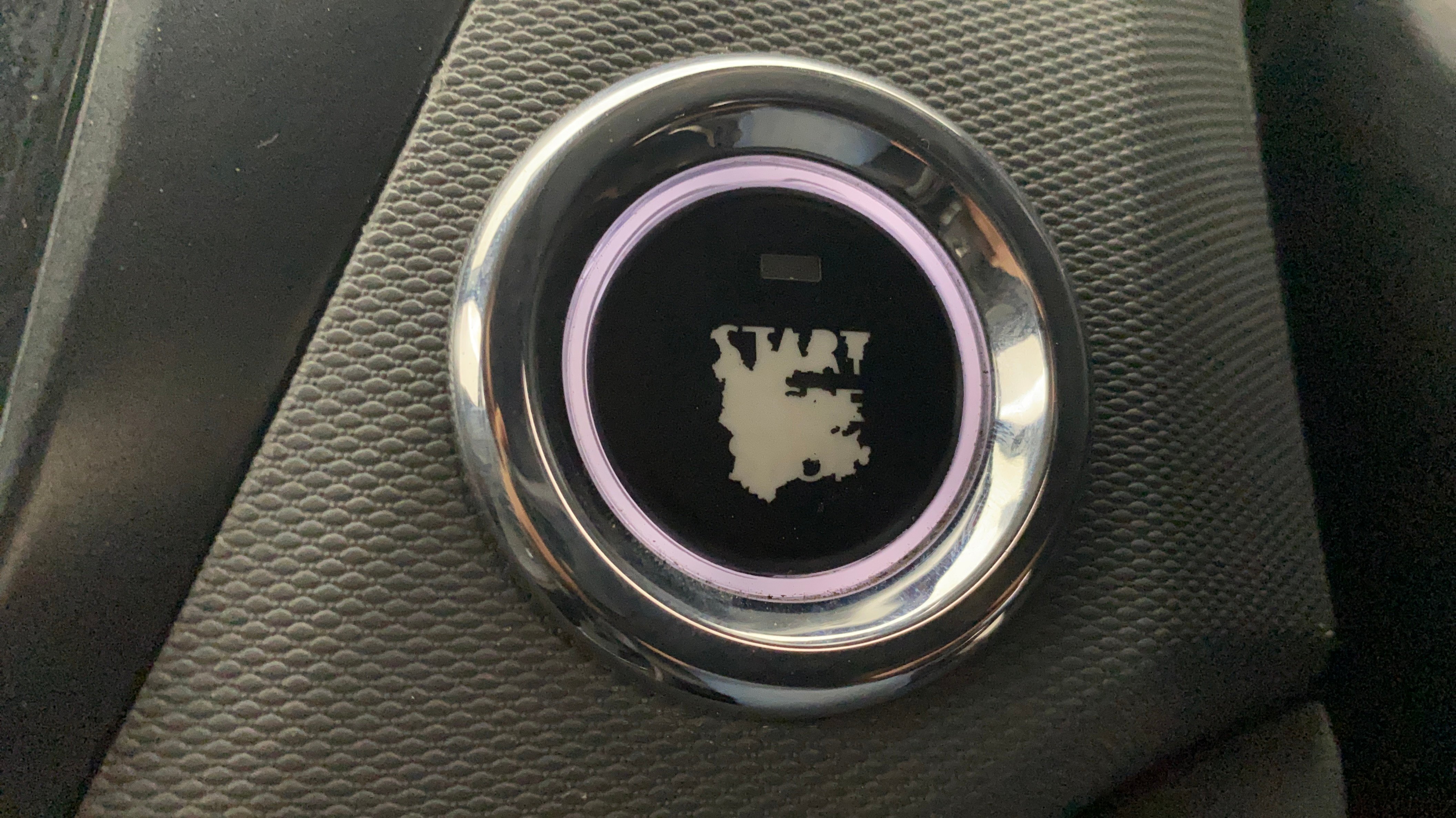 camera-Keyless-Start--Stop-Button-