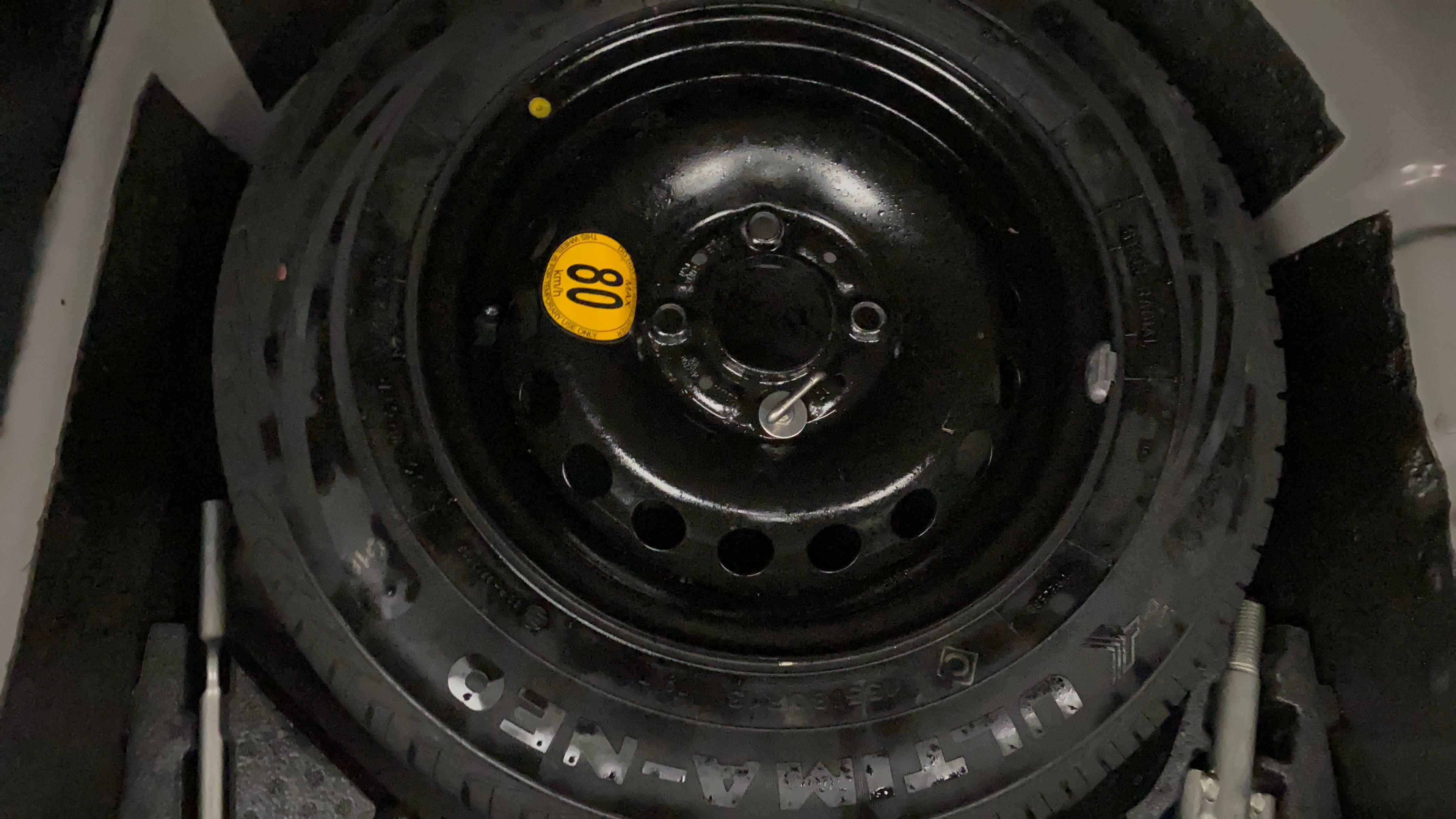 camera-Spare-Tyre