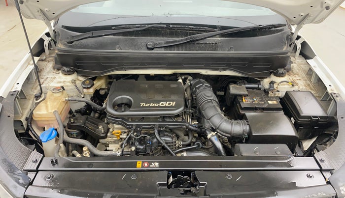 2024 Hyundai VENUE SX(O) 1.0 Turbo DCT Knight Edition, Petrol, Automatic, 15,504 km, Engine View