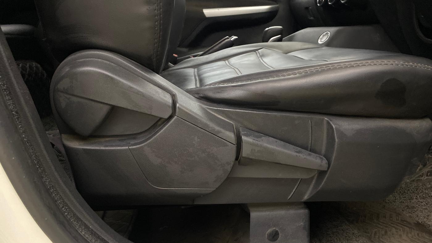 2021 Nissan MAGNITE XV PREMIUM TURBO (O) CVT DUAL TONE, Petrol, Automatic, 51,217 km, Driver Side Adjustment Panel