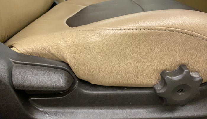 2013 Hyundai Verna FLUIDIC 1.6 VTVT EX, Petrol, Manual, 42,394 km, Driver Side Adjustment Panel