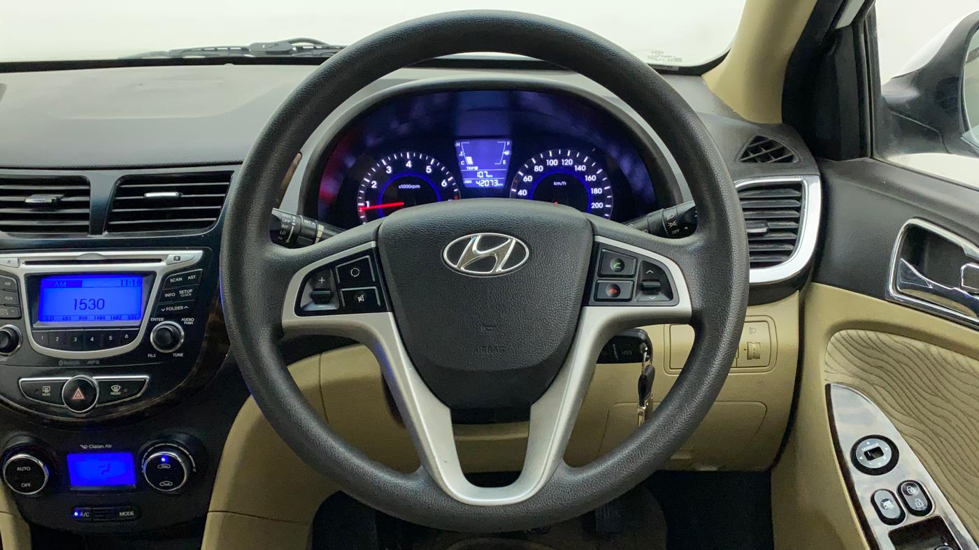 2013 Hyundai Verna FLUIDIC 1.6 VTVT EX, Petrol, Manual, 42,394 km, Steering Wheel Close Up