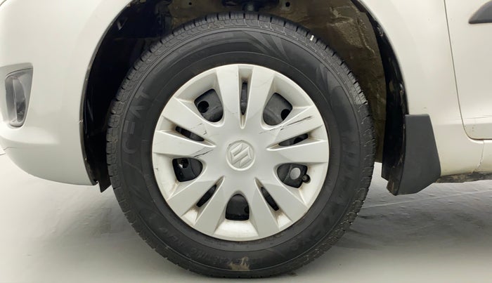2014 Maruti Swift VXI, Petrol, Manual, 67,573 km, Left Front Wheel