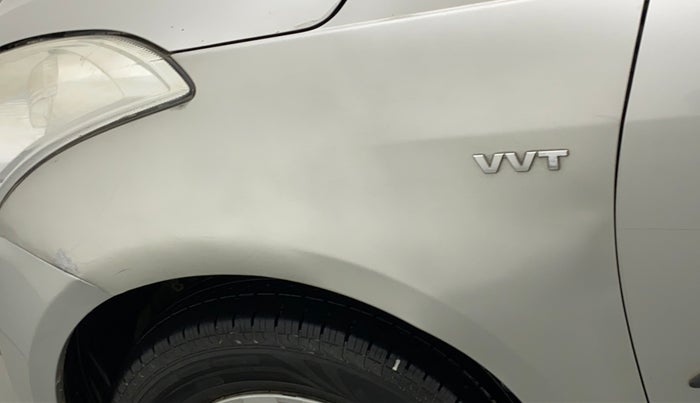 2014 Maruti Swift VXI, Petrol, Manual, 67,573 km, Left fender - Slightly dented
