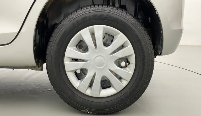 2014 Maruti Swift VXI, Petrol, Manual, 67,573 km, Left Rear Wheel
