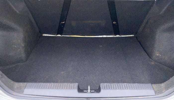 2017 Maruti Dzire VXI, Petrol, Manual, 35,543 km, Boot Inside