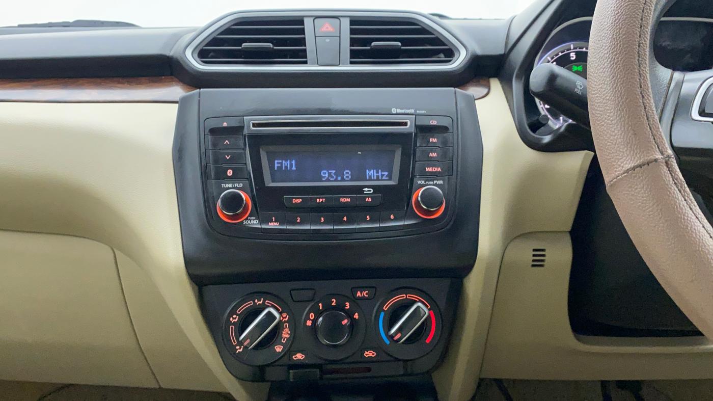 2017 Maruti Dzire VXI, Petrol, Manual, 35,543 km, Air Conditioner