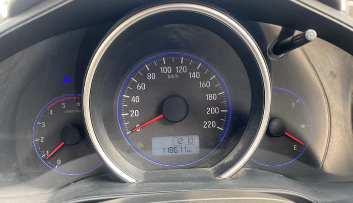 2016 Honda Jazz 1.5L I-DTEC SV, Diesel, Manual, 1,18,599 km, Odometer Image