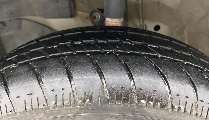2019 Honda Amaze 1.2L I-VTEC S CVT, Petrol, Automatic, 19,624 km, Left Front Tyre Tread