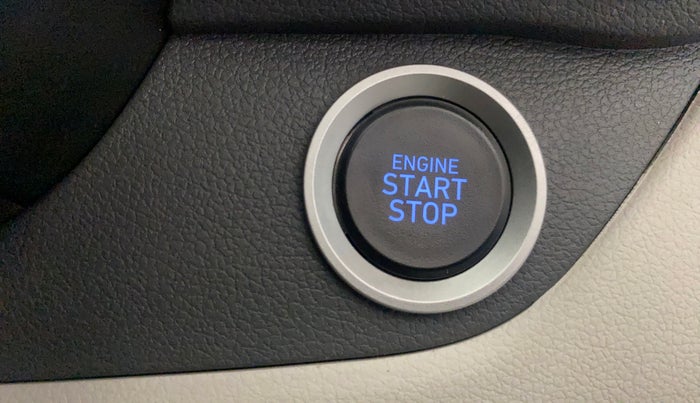 2024 Hyundai AURA SX 1.2, Petrol, Manual, 4,007 km, Keyless Start/ Stop Button