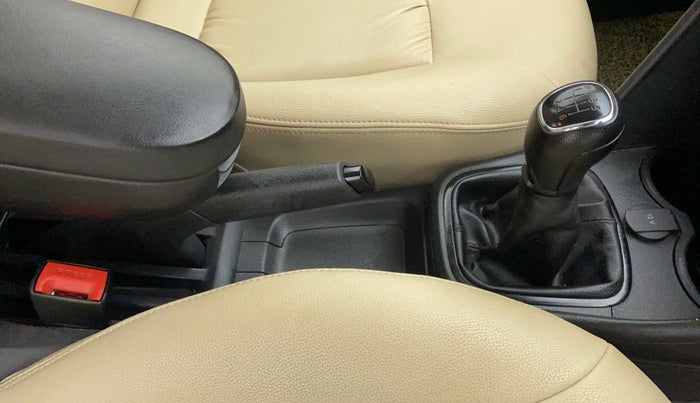 2020 Skoda Rapid ACTIVE 1.0 TSI, Petrol, Manual, 32,759 km, Gear Lever