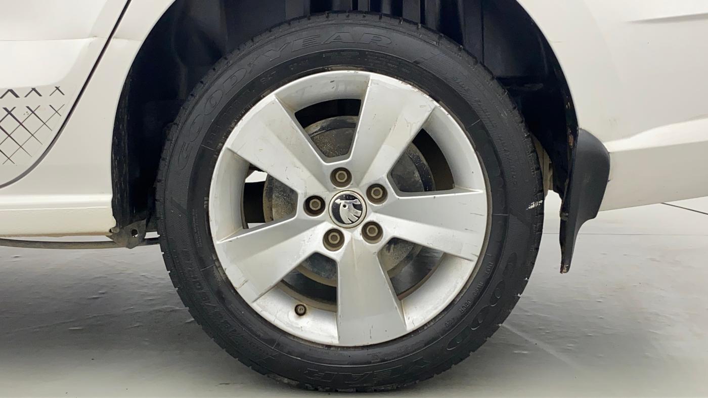 2020 Skoda Rapid ACTIVE 1.0 TSI, Petrol, Manual, 32,759 km, Left Rear Wheel