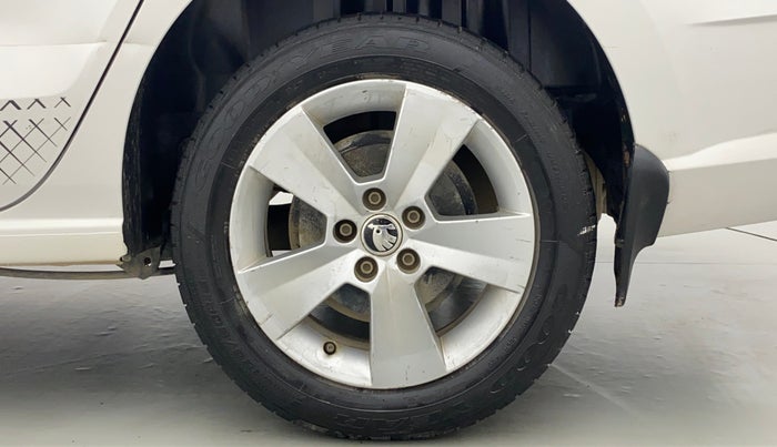 2020 Skoda Rapid ACTIVE 1.0 TSI, Petrol, Manual, 32,759 km, Left Rear Wheel