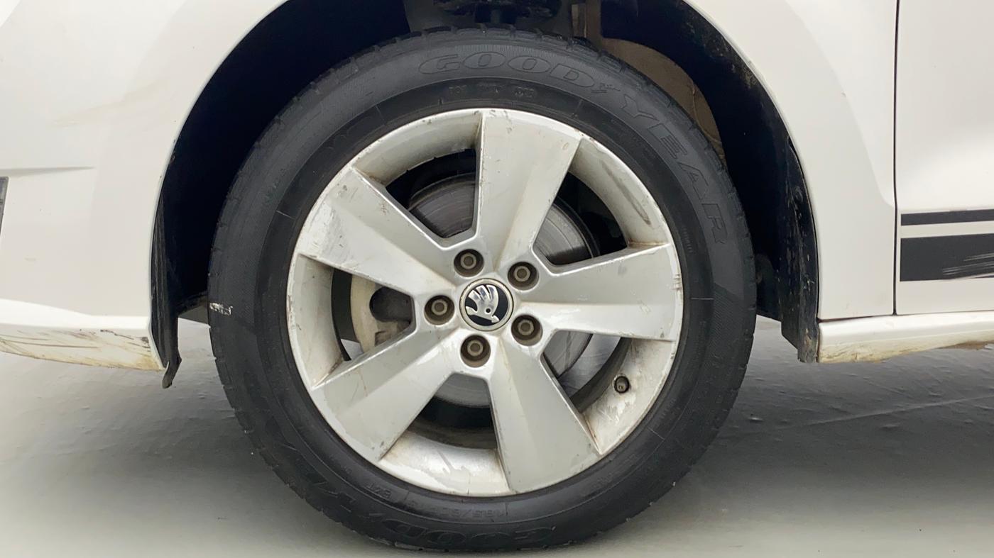 2020 Skoda Rapid ACTIVE 1.0 TSI, Petrol, Manual, 32,759 km, Left Front Wheel